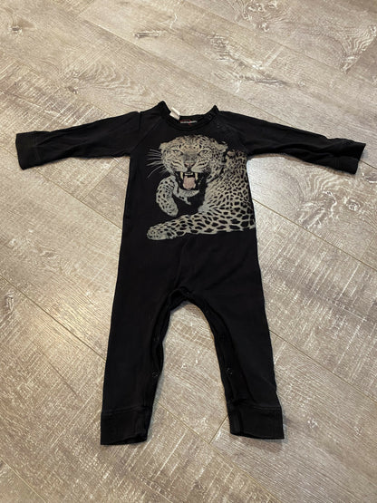 Rockyourbaby onesie - Size 0