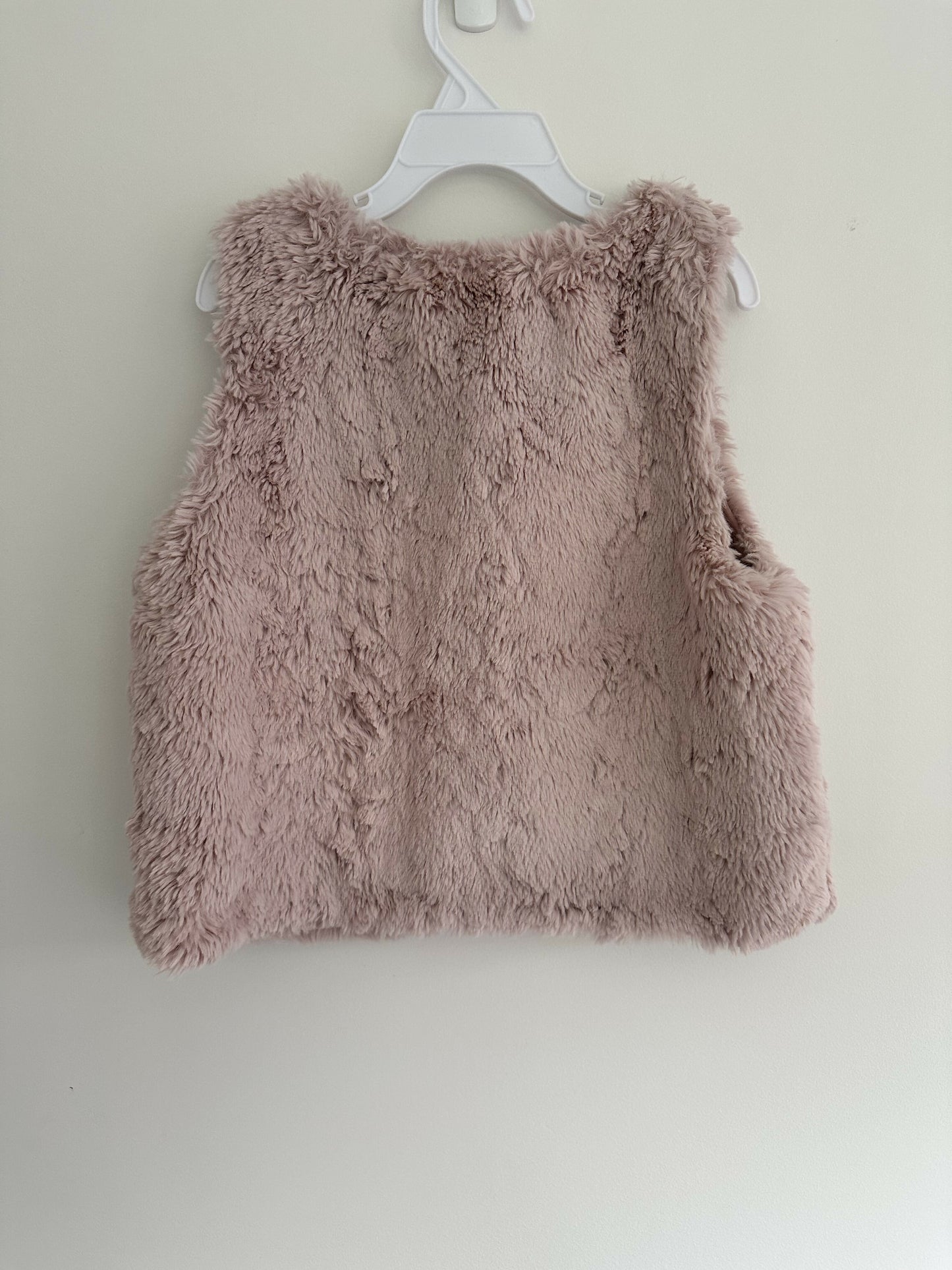 H&M Fluffy Vest - Pink - Size 9-10