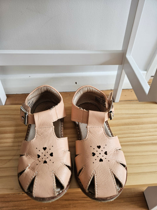Pretty Brave Millie Sandal in Pink Size EU22