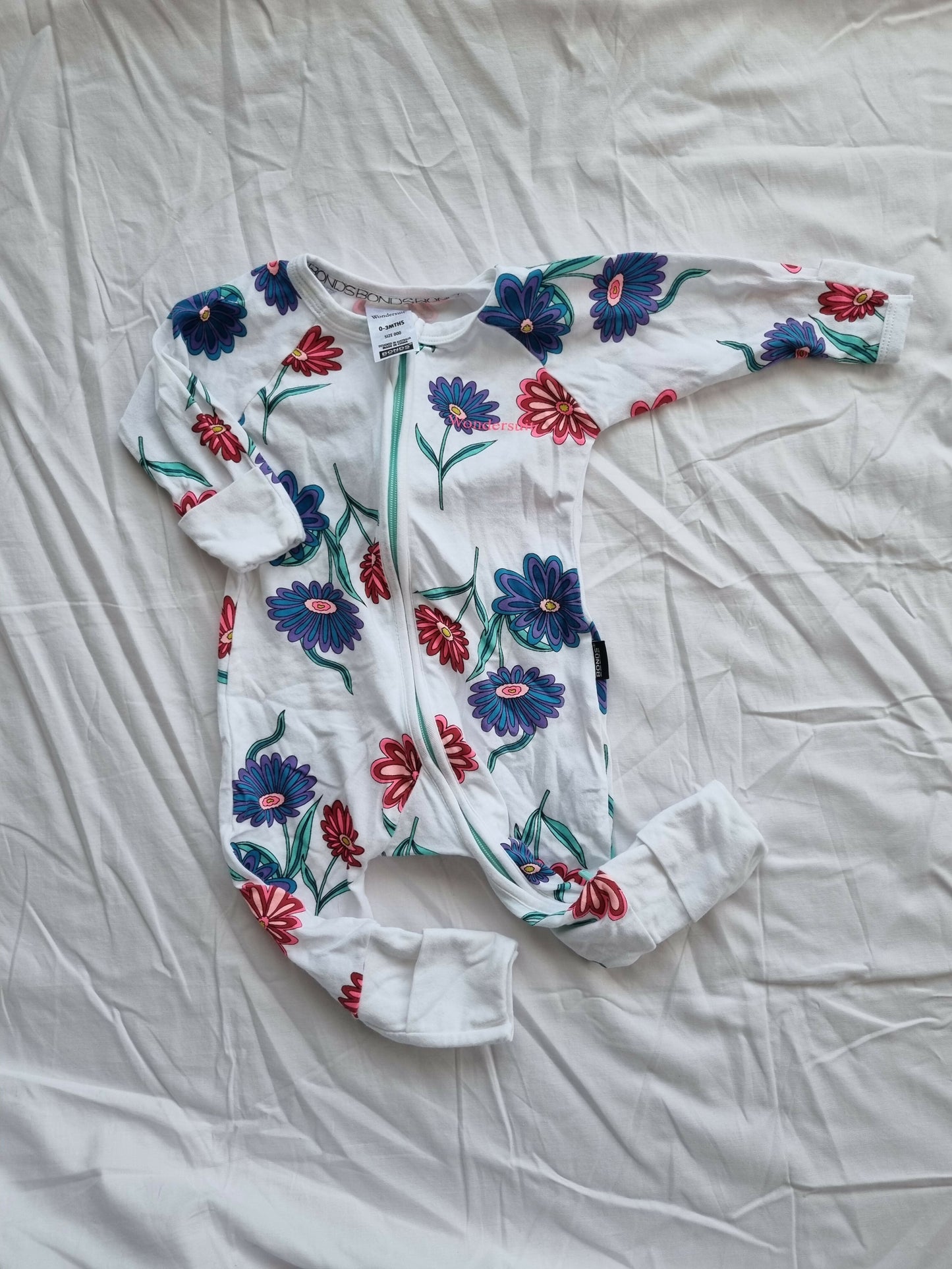 Bonds Wondersuit Onesie| Floral | Size 000