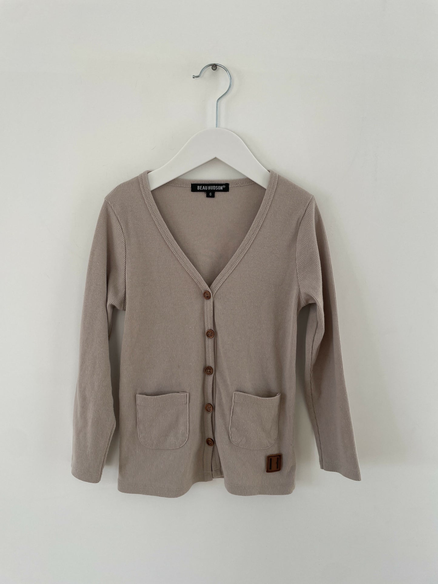 Beau Hudson Cardigan, size 6