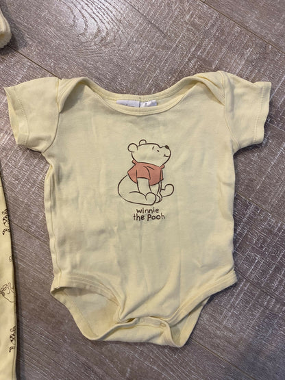 Winnie the Pooh set - Size 9-12 Months