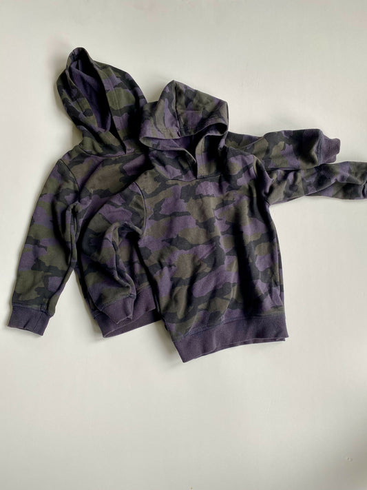 Size 5 Tilt hooded camo jumper