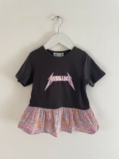 COK Metallica Tee, size 5-6